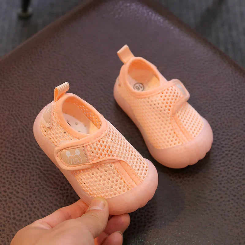 Children's Soft Sole Breathable Sneakers
